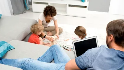 Ce zile libere în plus primesc românii. Iohannis a aprobat legea