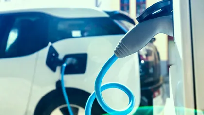 Moment istoric pentru Renault. Ce mișcare colosală a făcut proprietarul Dacia