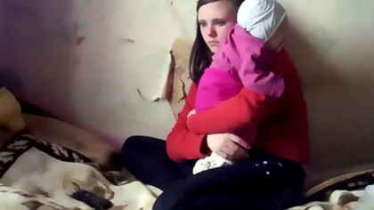 Ea este cea mai tânără mamă din România. Povestea terifiantă, la ce orori a fost supusă de tatăl ei