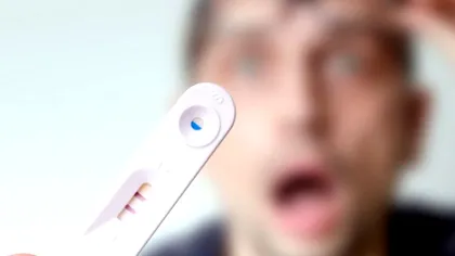 Un bătrân de 66 de ani din Iași a cumpărat un test de sarcină. Ce secret sinistru a scos fapta lui la iveală