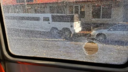 Ultima oră. Atac armat într-un tramvai cu călători din București. Cu câte gloanțe a tras agresorul