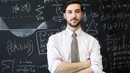 Ce salarii au profesorii din România. Cât câștigă un debutant vs un dascăl cu experiență