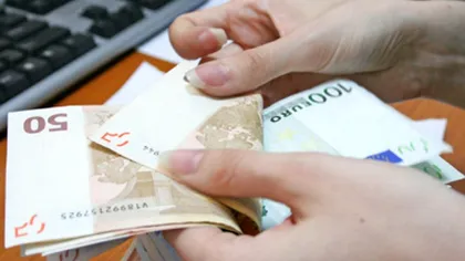 Noua metodă prin care hoții te lasă fără bani. Români, mare atenție la schema asta!