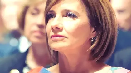 Carmen Iohannis, apariție de senzație de Crăciun. Cum s-a îmbrăcat soția președintelui: a atras toate privirile