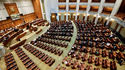 Ce salarii au deputații și senatorii în România și ce alte beneficii primesc ei