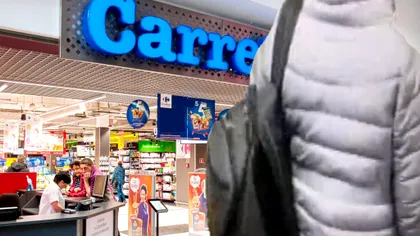 Imagini video cu fata bătută în Carrefour. Cum a fost agresată fizic, de fapt, într-o încăpere minusculă