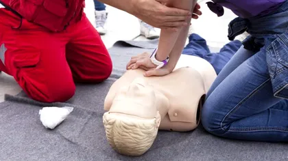 Primul ajutor în caz de leșin - cum se acordă ca la carte