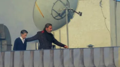 Apariție neașteptată pe un acoperiș din București. E o mare vedetă din America