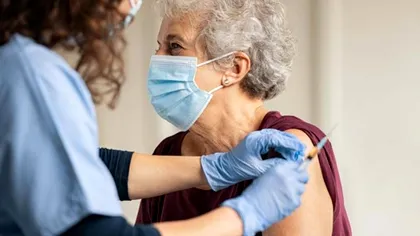 Medic de la Matei Balș rupe tăcerea: De ce mai facem vaccinul anti-COVID-19 dacă putem transmite în continuare virusul