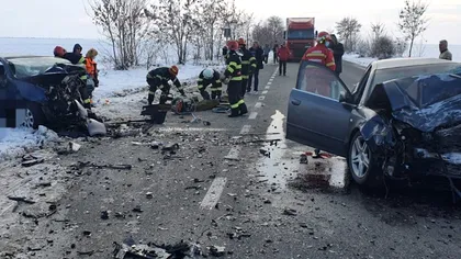 Accident deosebit de grav în Alexandria. Mai multe persoane au murit, iar o tânără este în stare gravă. Un elicopter SMURD a intervenit de urgență