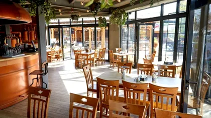 Când se ridică restricția de circulație între 23:00-5:00. Ce localuri sunt deschise până la ora 23, de fapt