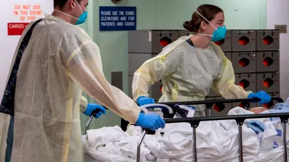 Medicii, în alertă. Pacientă, internată de urgență la spital după vaccinarea Covid-19. Ce simptome a avut