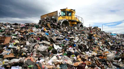 Orașul din România care declară război oamenilor care arunca gunoi pe stradă. Măsura drastică impusă