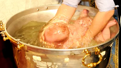 Anunț de ultimă oră despre schimbarea ritualului de botez. Cum va avea loc de acum înainte ceremonia de creștinare a pruncilor