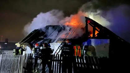Tragedie în județul Argeș. Tată și fiu, arși de vii după ce un incendiu devastator le-a mistuit casa. Ce s-a întâmplat, de fapt
