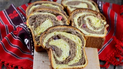 Cozonac de post cu rahat, cea mai delicioasă rețetă pentru cei care țin Postul Paștelui VIDEO