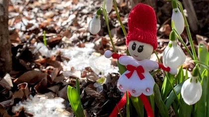 Legendele uitate despre Mărțișor. Adevărul despre Baba Dochia și cojoacele sale