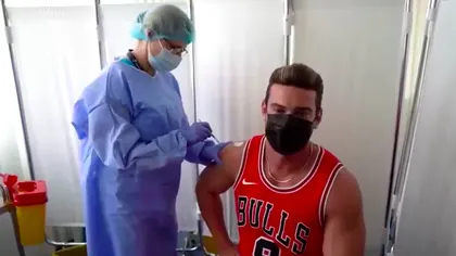 De ce s-a vaccinat Dorian Popa, de fapt. Artistul a spus purul adevăr după inoculare VIDEO