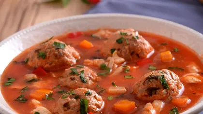 Secretul neștiut al ciorbei de perișoare. Ce trebuie să faci ca să nu se sfărâme niciodată perișoarele