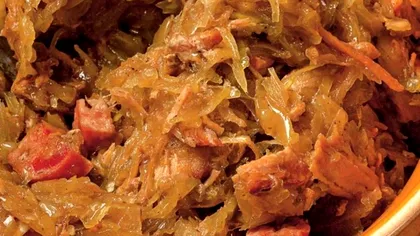 Cum frăgezești varza cu afumătură ca un bucătar cu 20 de ani de experiență, de fapt. Trucuri secrete