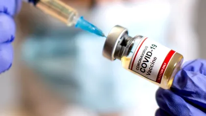 Efect advers nou după vaccinarea anti-covid-19. Apare doar la femei de data asta