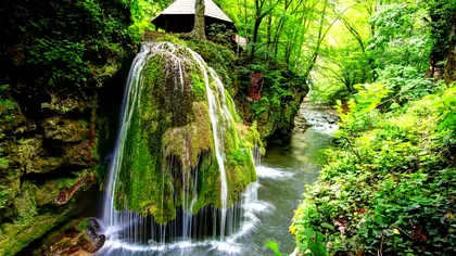 Momentul în care cascada Bigăr se prăbușește. Ce s-a întâmplat, de fapt. VIDEO
