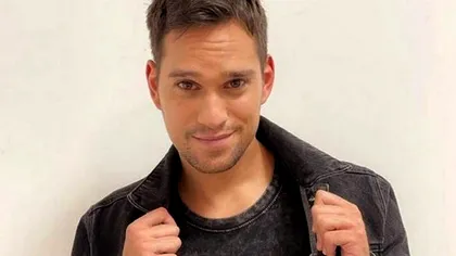 Vlad Gherman și-a luat fanii prin surprindere: „Ea e iubita mea! Shh, doarme”