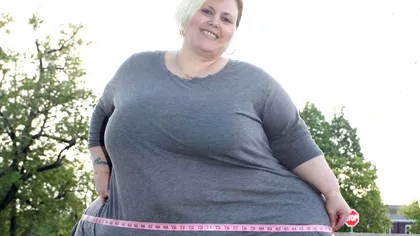 Femeia care are 246 de kg vrea să se mai îngrașe. Câte mii de dolari face pe oră