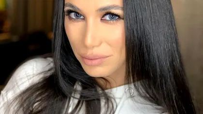 Roxana Vancea și-a șters toate pozele sexy de pe Instagram! Ce i s-a întâmplat chiar după ce s-a căsătorit