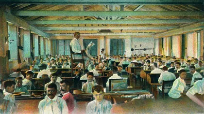 Țara în care oamenii sunt plătiți pentru că citesc. Meseria aceasta e foarte veche, aparent