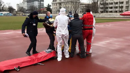 Scene înfiorătoare în Timișoara. O femeie a ieșit arzând ca o torță dintr-o scară de bloc. Cine a i-a dat foc: 