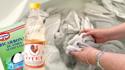 A ținut prosoapele în apă cu oțet și bicarbonat, apoi le-a clătit normal. Ce a observat abia după ce s-au uscat