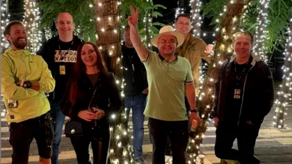 Poza inedită cu Emil Boc și Florin Cîțu, la Electric Castle, care a stârnit amuzamentul pe social media