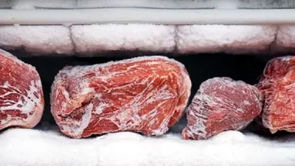 Trucul genial să dezgheți carnea. Aceste metode au rezultate imediate