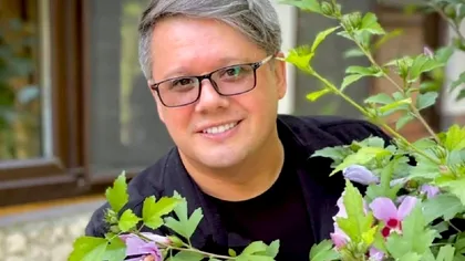 Câți ani a împlinit Fuego chiar astăzi. Artistul nu își arată deloc vârsta