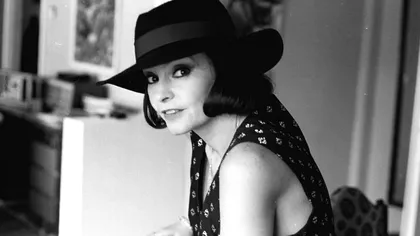 Cum arată, de fapt, Marina Voica la 84 de ani. Vedeta a fost surprinsă la o terasă din oraș