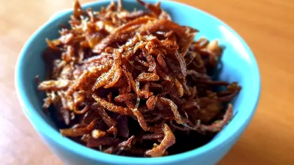 Cât zahăr trebuie să pui, de fapt, atunci când gătești ceapă caramelizată