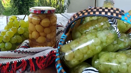 Cum faci compot de struguri albi pentru la iarnă. 3 rețete tradiționale