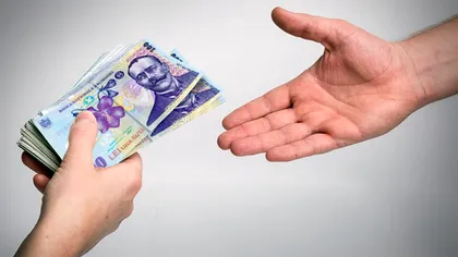 Se dau bani pentru acești români. Ce trebuie să facă pentru a intra în posesia sumelor de la Guvern