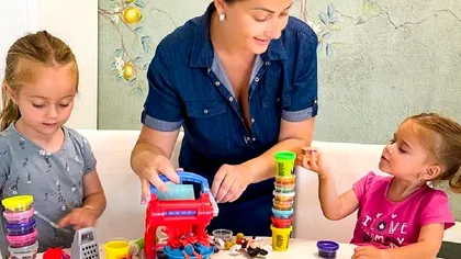 Clipe de panică pentru Gabriela Cristea. Ambulanța a ajuns de urgență la ea acasă. Fetițele sale au covid