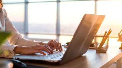 Cum poți schimba furnizorul de energie electrică sau gaz online. Anunț de ultimă oră pentru români