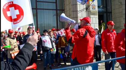 Sanitas reacționează după incendiul de la Ploieşti: ”Voi, politicienii, sunteţi mai nocivi decât SARS-CoV-2”