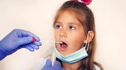 De ce nu s-au livrat testele de salivă pentru școli. Ce explicație are IGSU