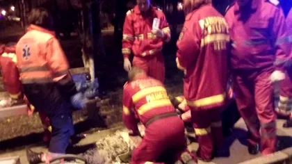 Femeie, mutilată de fostul soț după ce și-a apărat bebelușul cu propria viață. Atacatorul avea interzis să se apropie de victimă