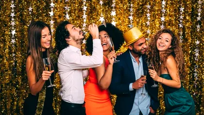 Cum alungi ghinionul din noul an. Ce trebuie să faci de Revelion 2022, obligatoriu