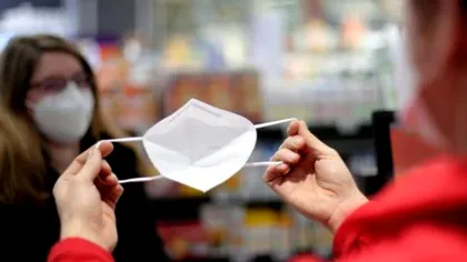 Român de 19 ani, erou în Italia. Ce mască de protecție smart a inventat Ionuț Bohotici