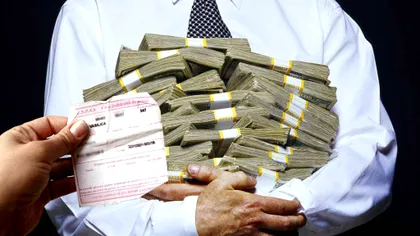 Pensii speciale colosale în decembrie 2021. Cea mai mare sare de 20.000 de lei