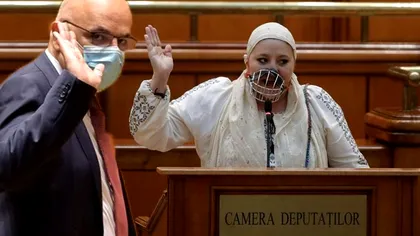 Raed Arafat, mesaj dur la adresa Dianei Șoșoacă după amendarea acesteia de către CNCD. Ce i-a transmis șeful DSU senatoarei