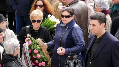 Vedeta din România care și-a îngropat părinții în mai puțin de 2 săptămâni, în 2021