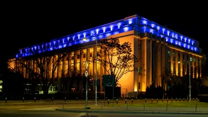 Palatul Victoria a fost iluminat în culorile Ucrainei. Ce se întâmplă în București